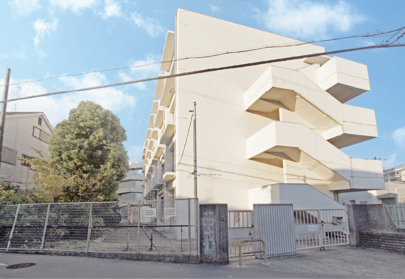取石中学校